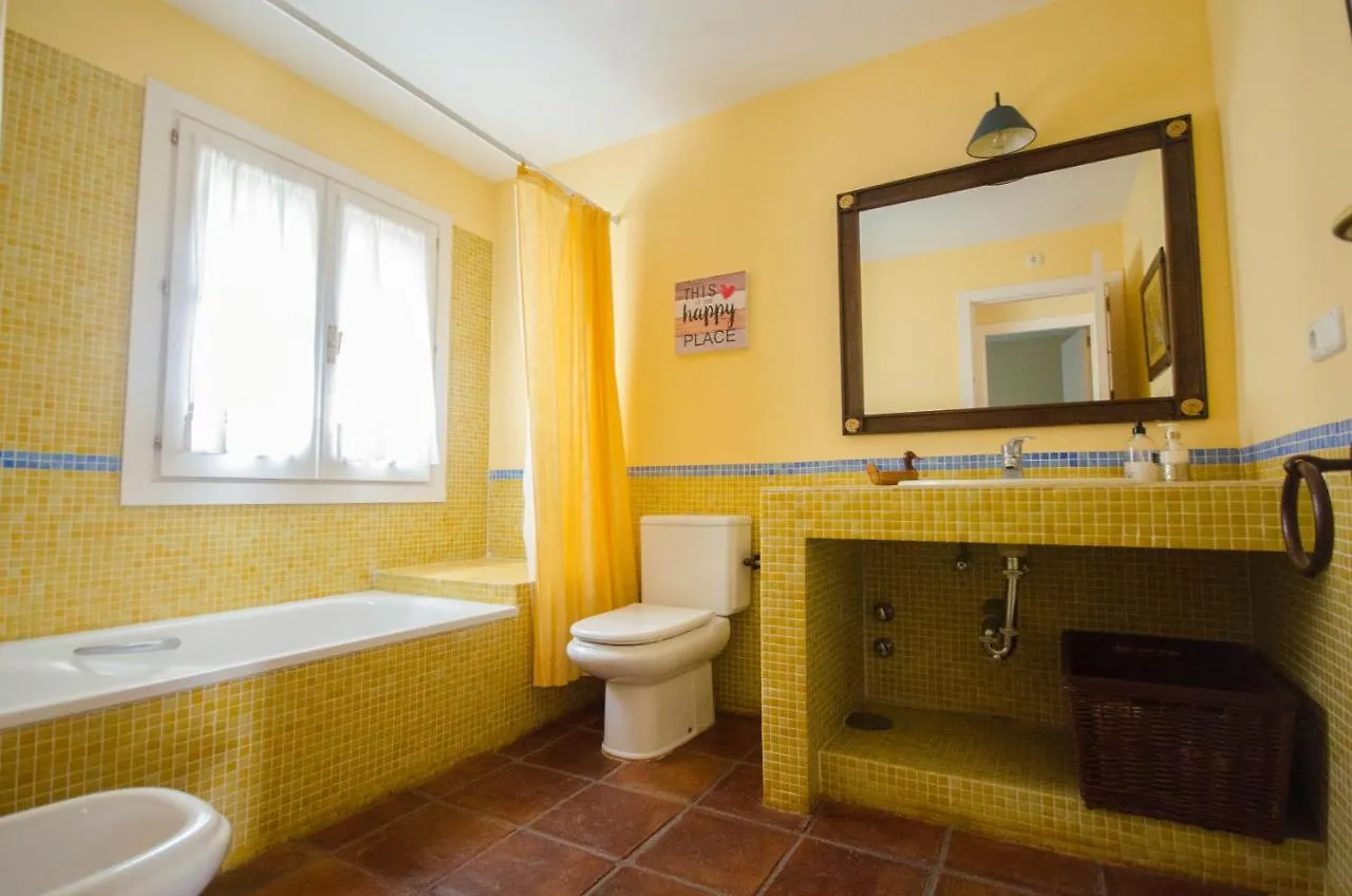 Villa Del Mar- Private Swimming Pool Next To The Beach Estepona Spain