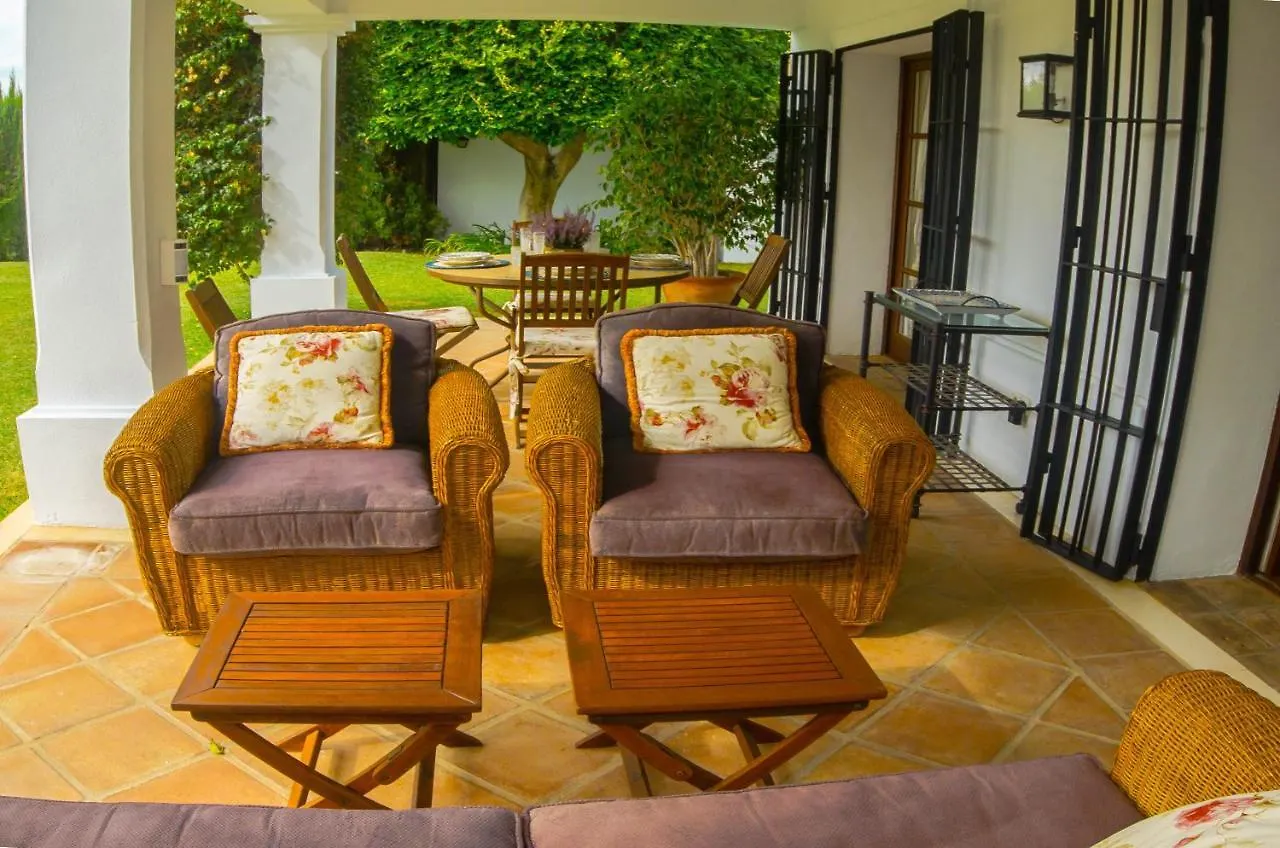 Villa Del Mar- Private Swimming Pool Next To The Beach Estepona
