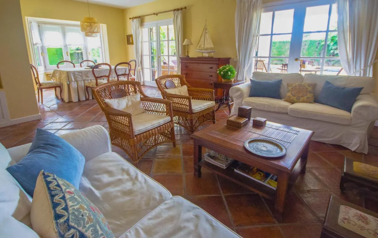 Villa Del Mar- Private Swimming Pool Next To The Beach Estepona