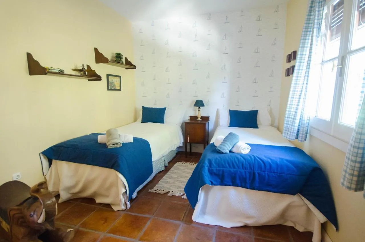 Villa Del Mar- Private Swimming Pool Next To The Beach Estepona Spain
